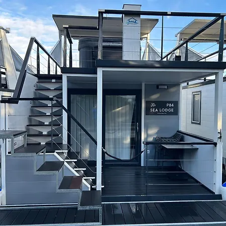 Floating Sea House Shark 2 Apartment Portoroz