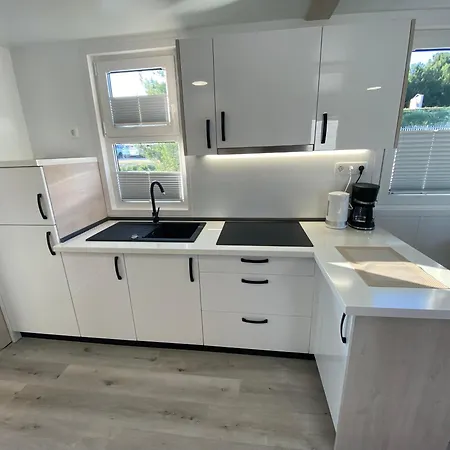 Apartment Floating Sea House Shark 2 Portoroz