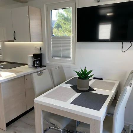 Floating Sea House Shark 2 *